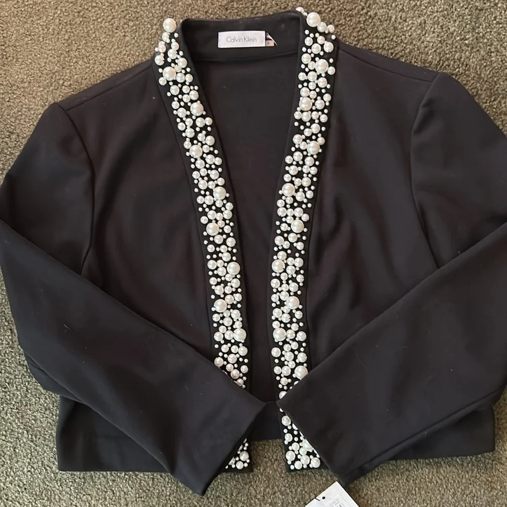 Cropped pearl shrug/blazer size Large - Picture 4 of 5